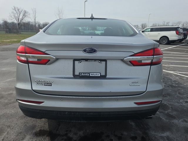 Used 2020 Ford Fusion SE FWD image 9