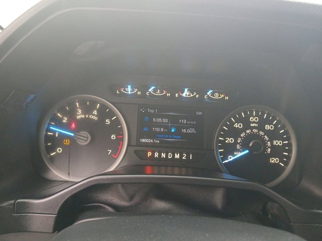 Used 2016 Ford F150 XLT w/ Equipment Group 302A Luxury image 7