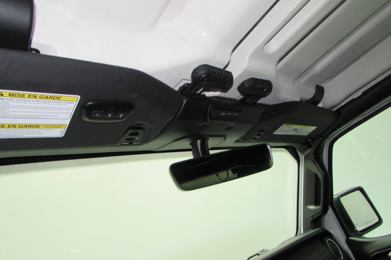 Used 2023 Jeep Wrangler Unlimited Sahara image 16