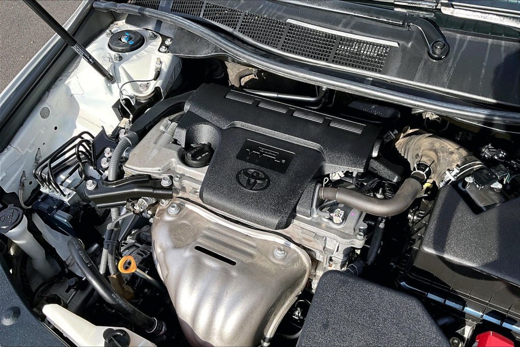 Used 2017 Toyota Camry SE FWD image 31