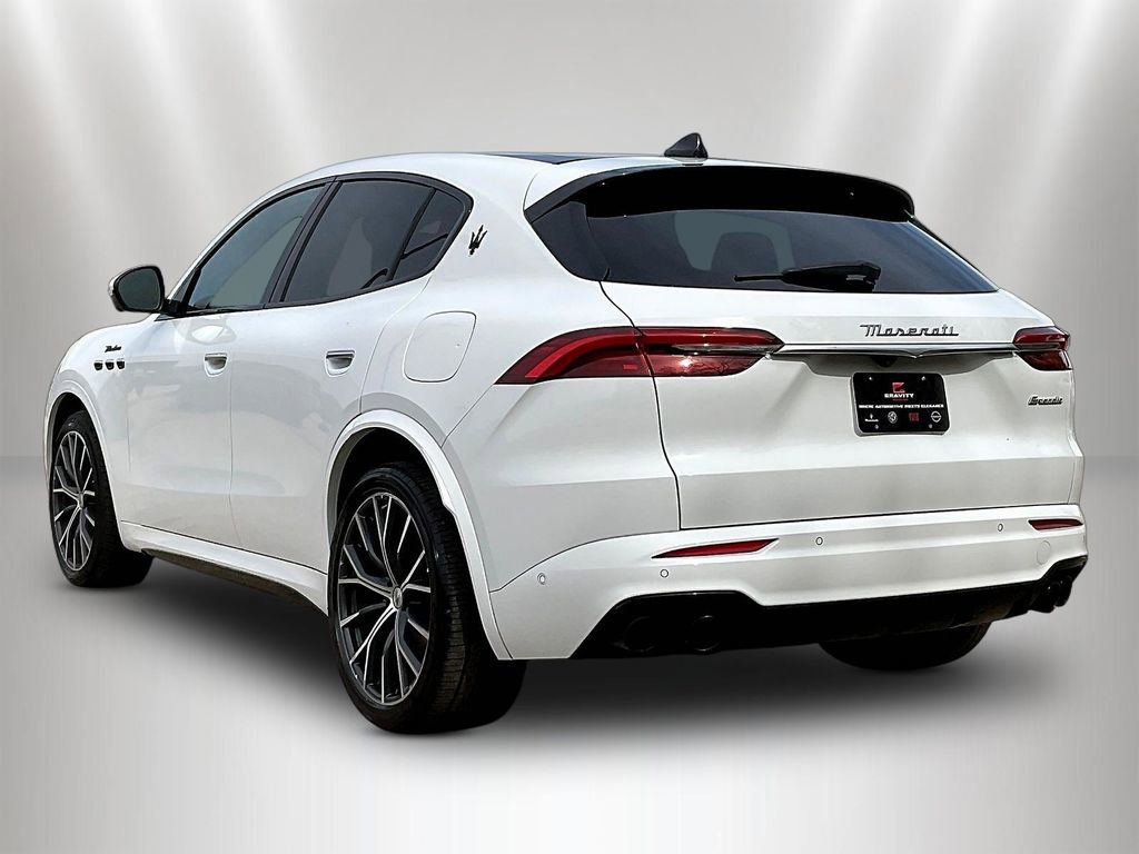 Used 2023 Maserati Grecale Modena AWD/4WD image 4