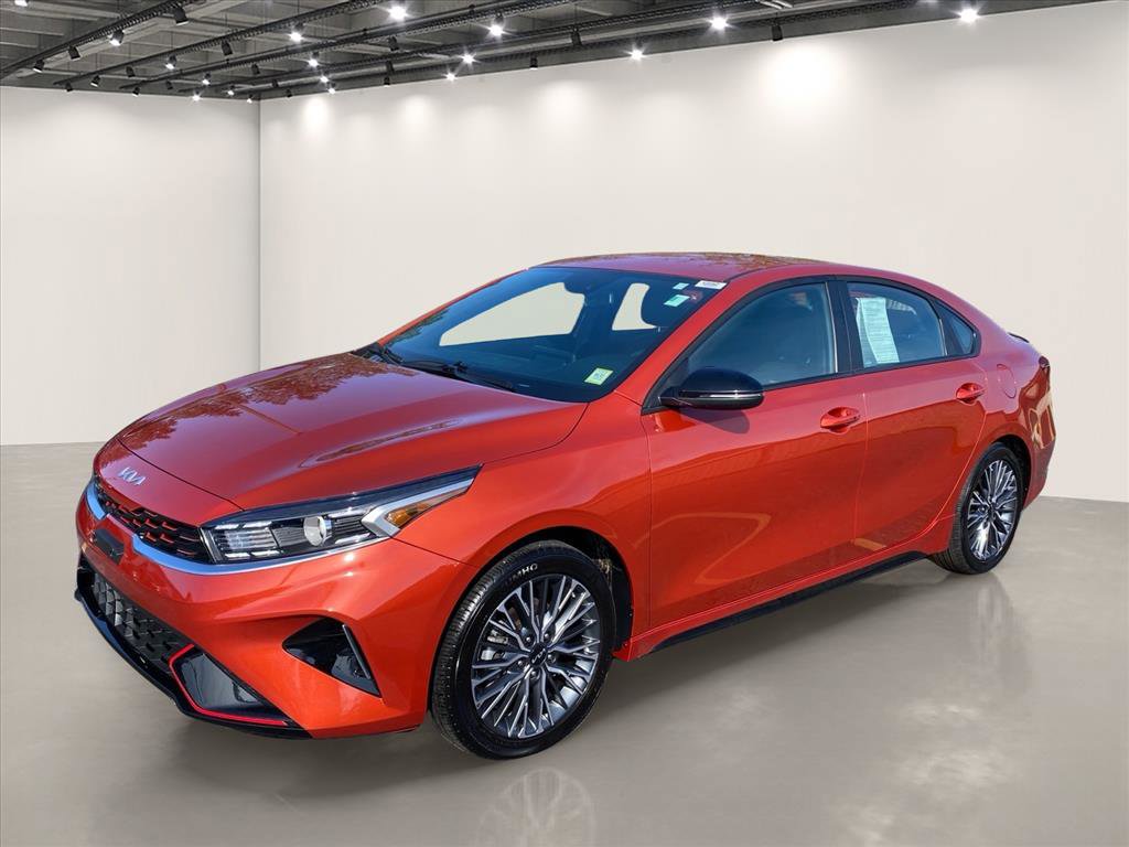 Certified 2023 Kia Forte GT-Line FWD image 4