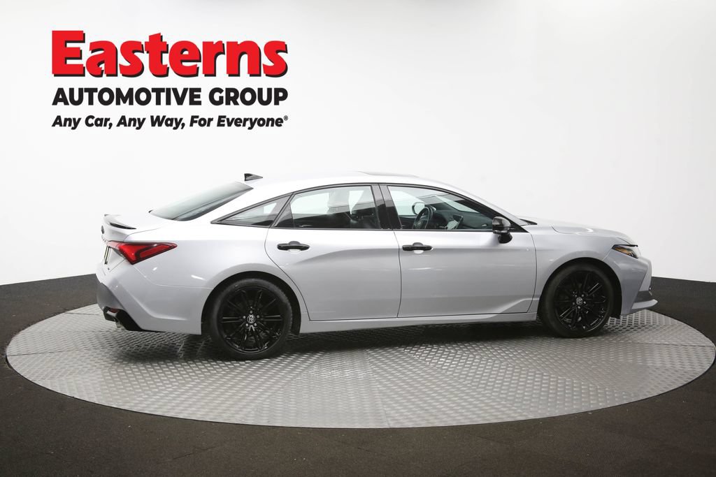 Used 2021 Toyota Avalon XSE FWD image 46