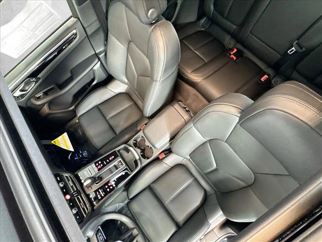 Certified 2026 Porsche Macan Turbo AWD/4WD image 20