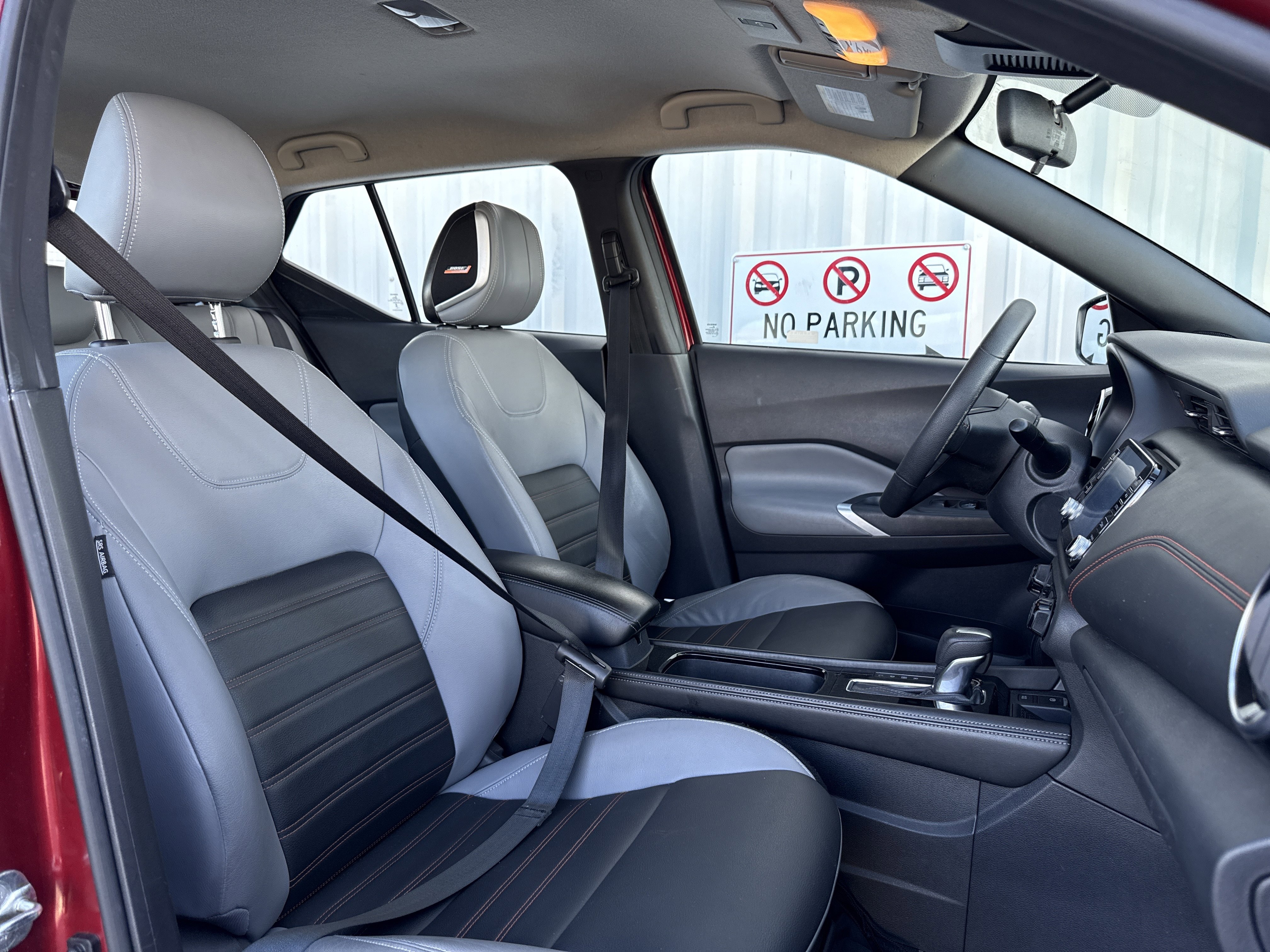 Used 2023 Nissan Kicks SR w/ SR Premium Package image 36