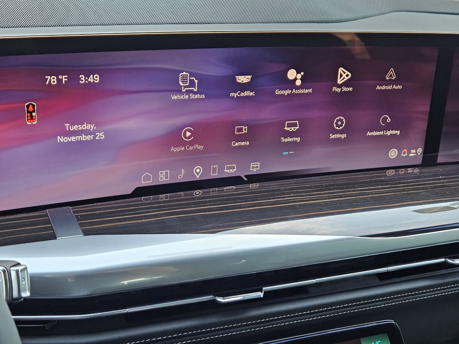 New 2026 Cadillac Escalade Base image 17