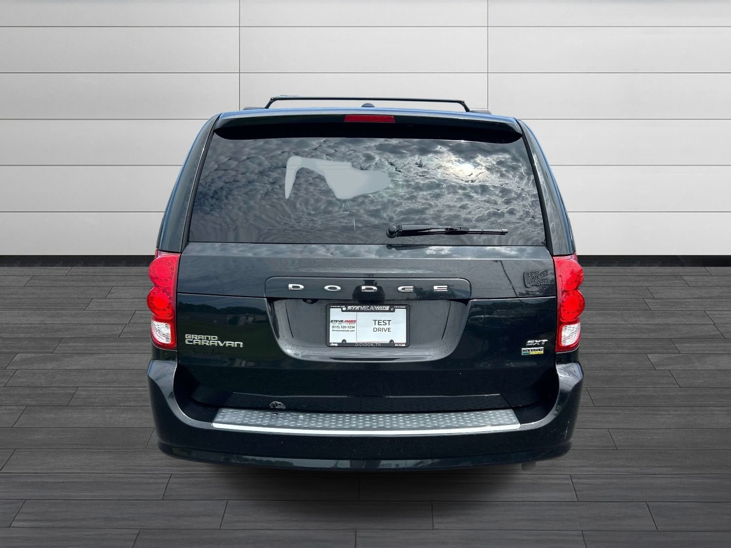 Used 2019 Dodge Grand Caravan SXT FWD image 5