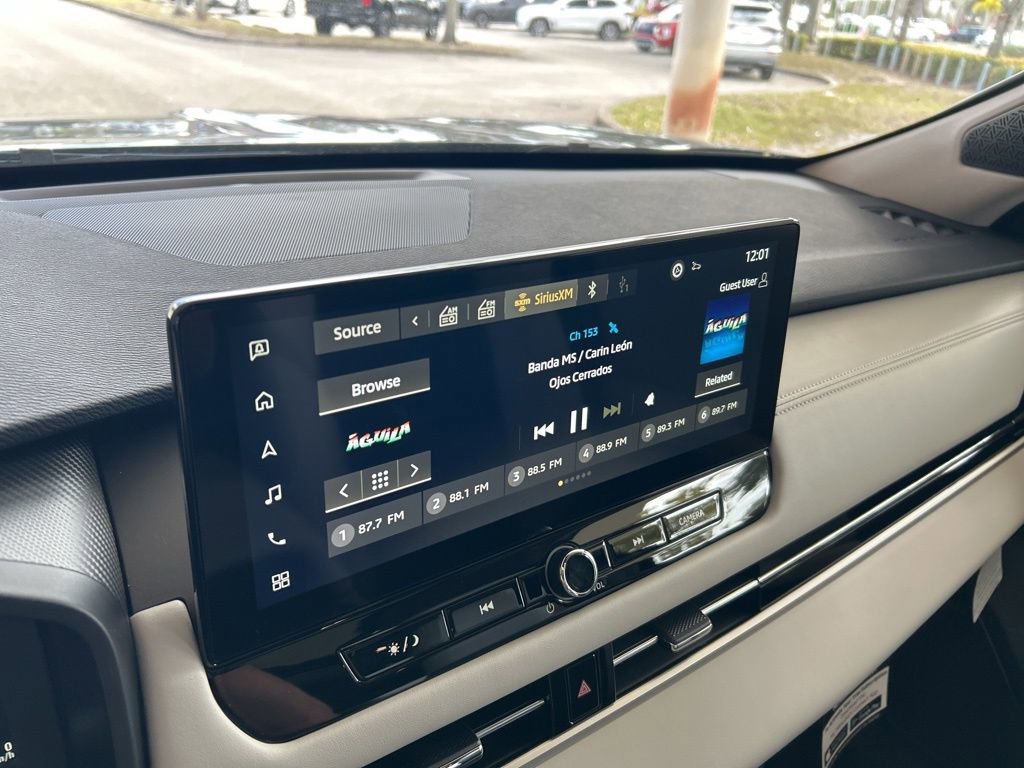 New 2026 Mitsubishi Outlander SE image 7