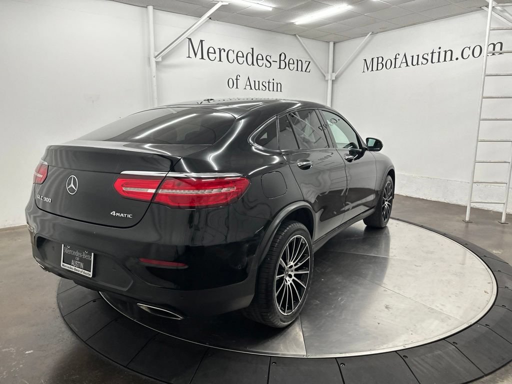 Used 2019 Mercedes-Benz GLC 300 4MATIC Coupe image 7