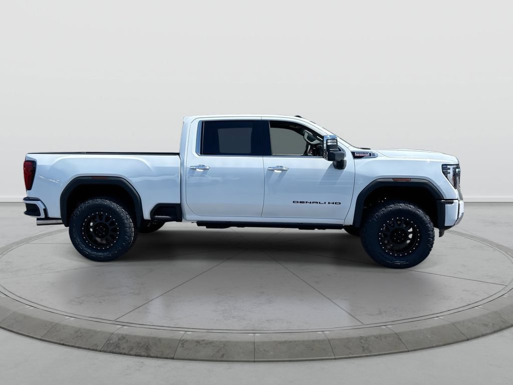 New 2026 GMC Sierra 2500 Denali w/ Technology Package AWD/4WD image 9