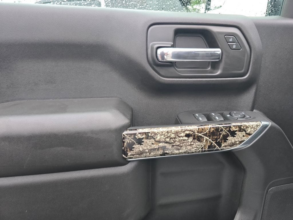 Certified 2024 Chevrolet Silverado 1500 Custom Trail Boss w/ Realtree Special Edition AWD/4WD image 10