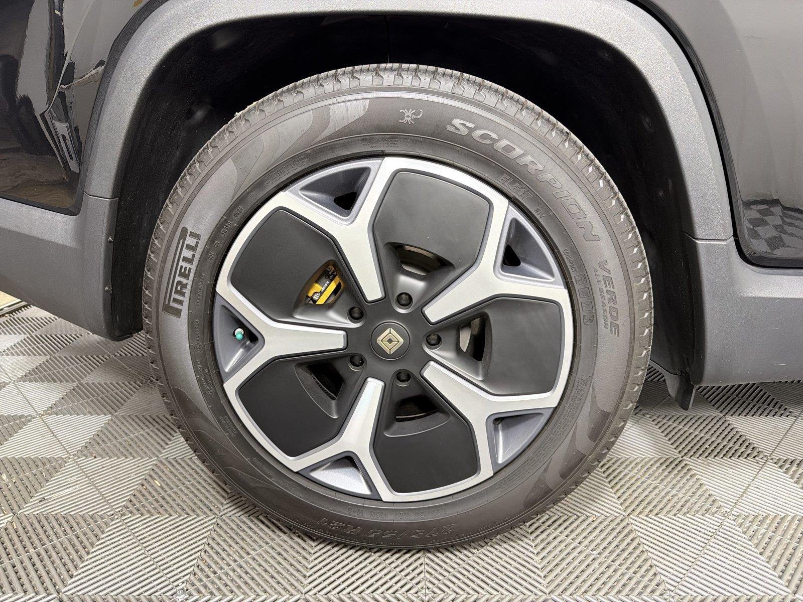 Used 2022 Rivian R1T Adventure AWD/4WD image 15