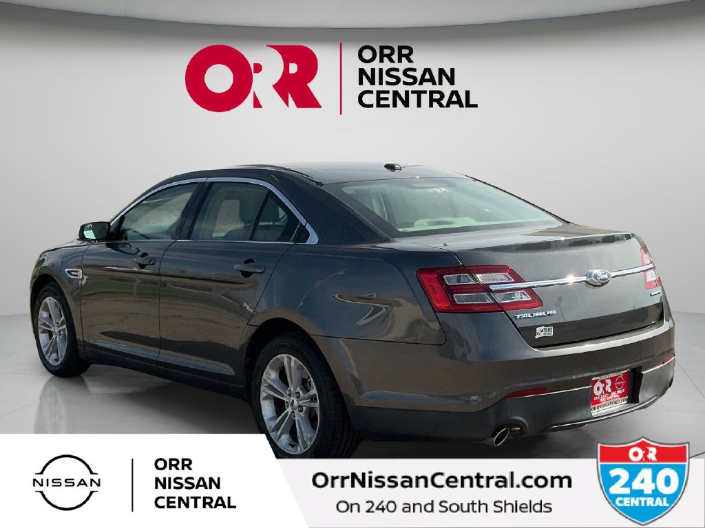 Used 2017 Ford Taurus SE FWD image 7