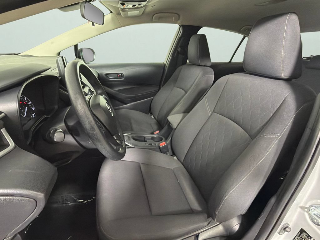 Used 2024 Toyota Corolla LE FWD image 17