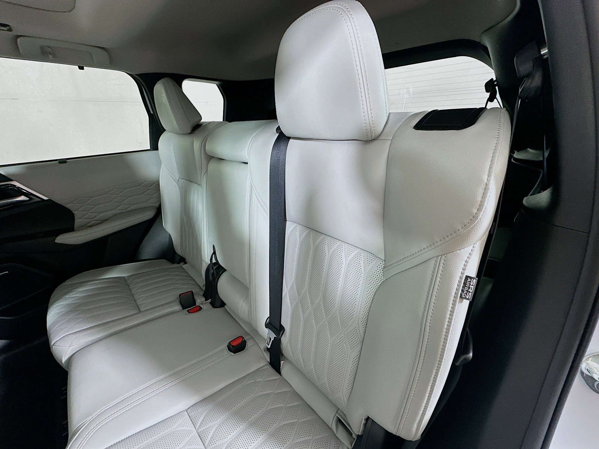 Used 2025 Mitsubishi Outlander SEL image 25