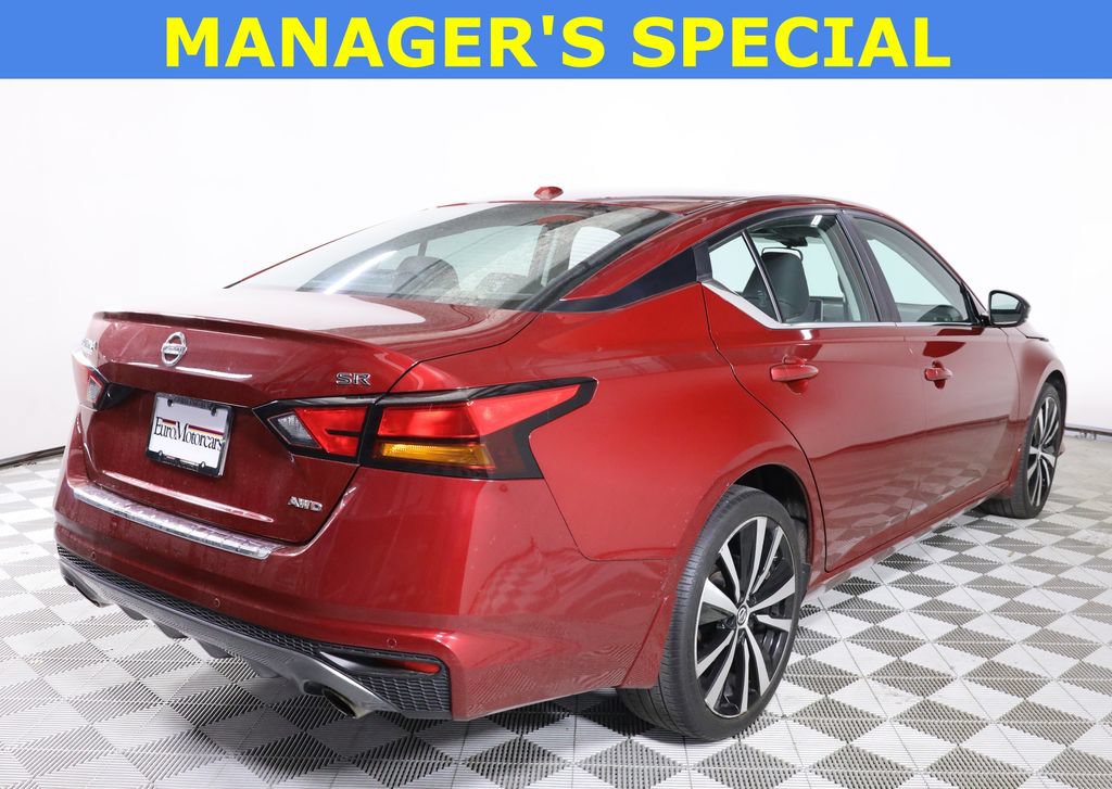 Used 2021 Nissan Altima 2.5 SR AWD/4WD image 6