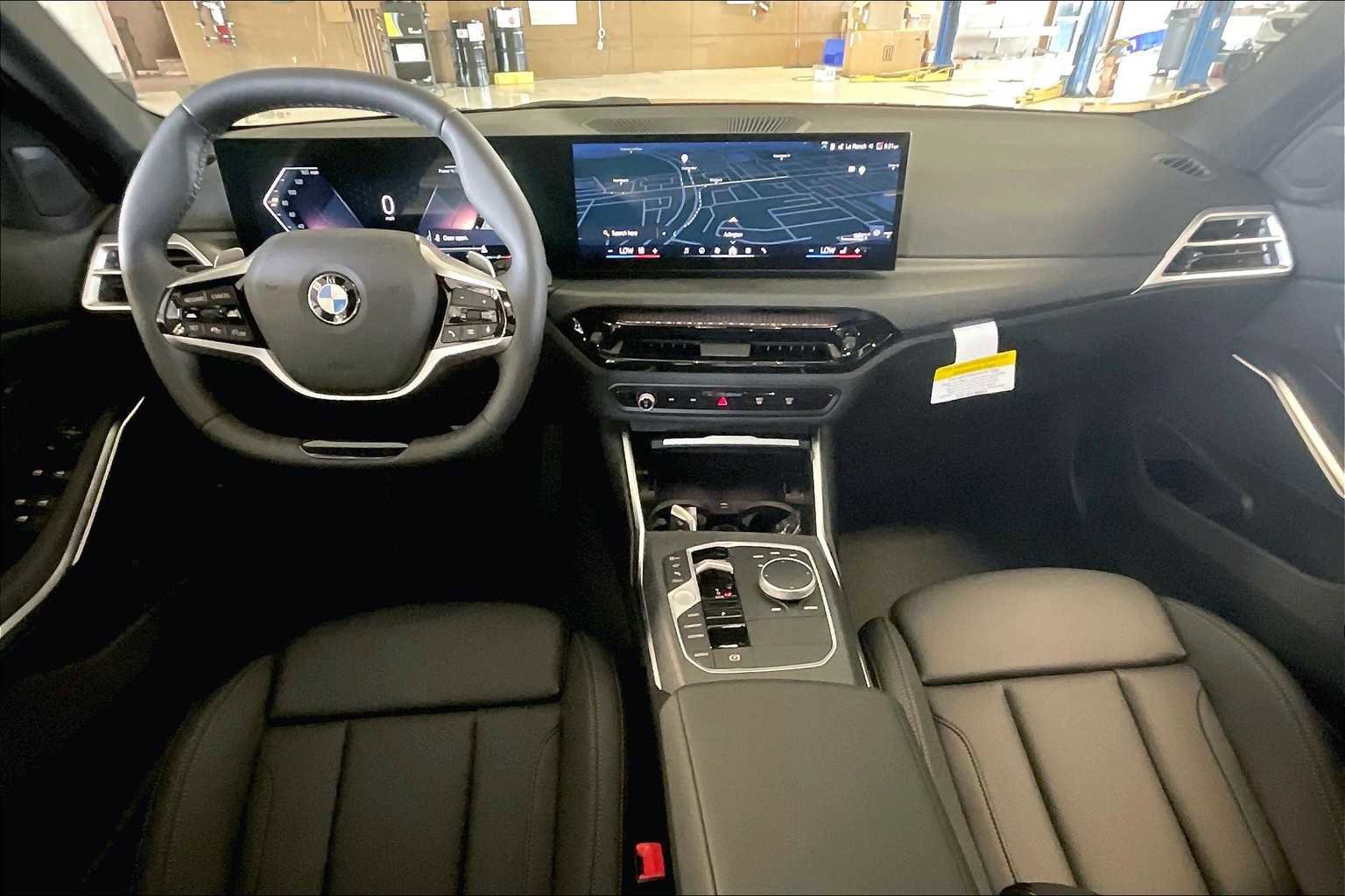 New 2025 BMW 330i Sedan w/ Convenience Package RWD image 5