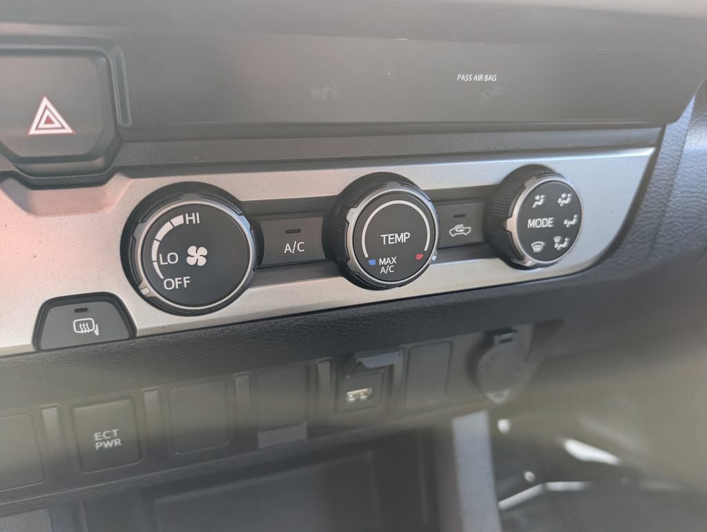 Used 2021 Toyota Tacoma SR5 w/ SR5 Appearance Package (SM) RWD image 21