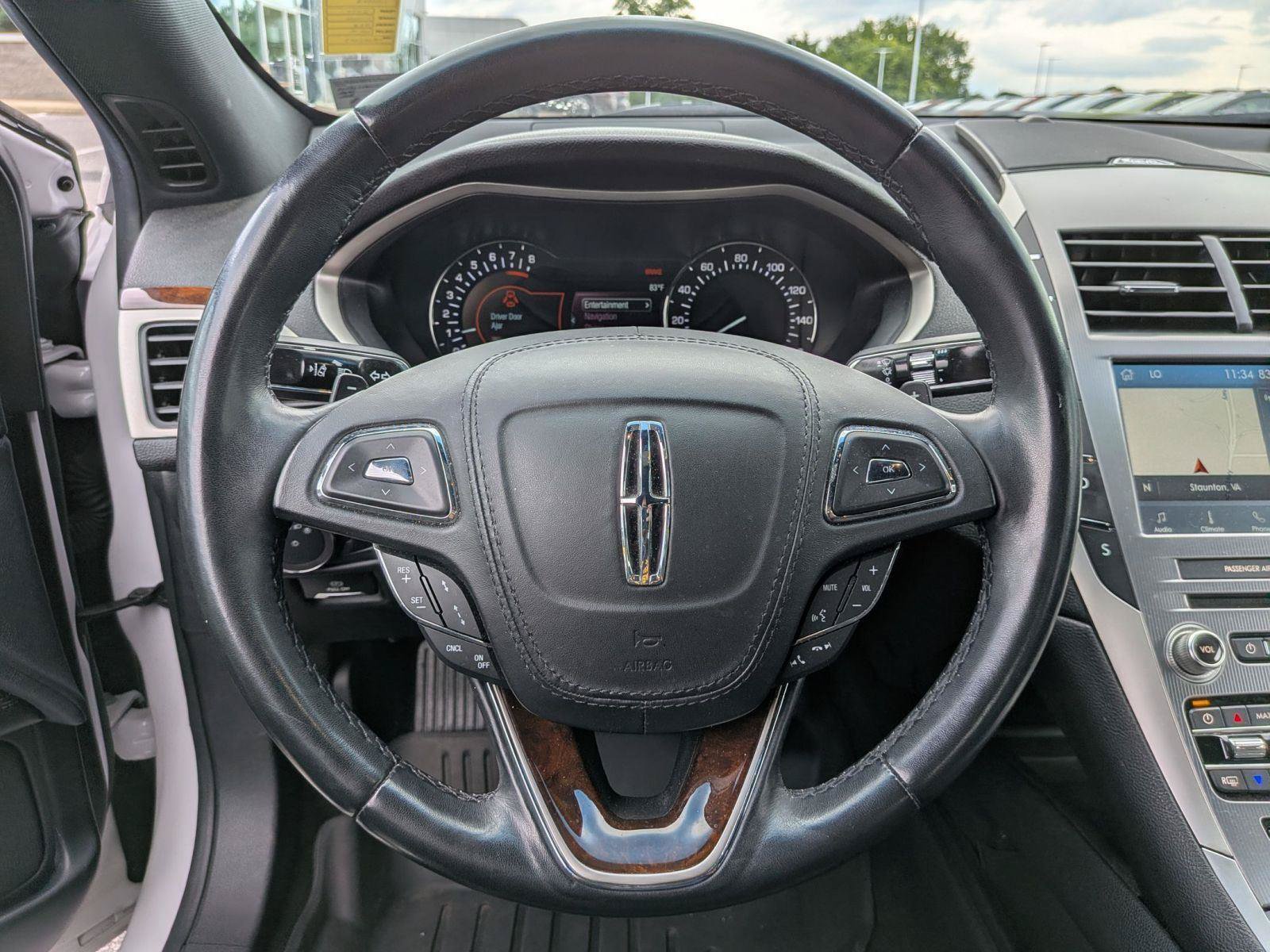 Used 2020 Lincoln MKZ Reserve FWD image 16