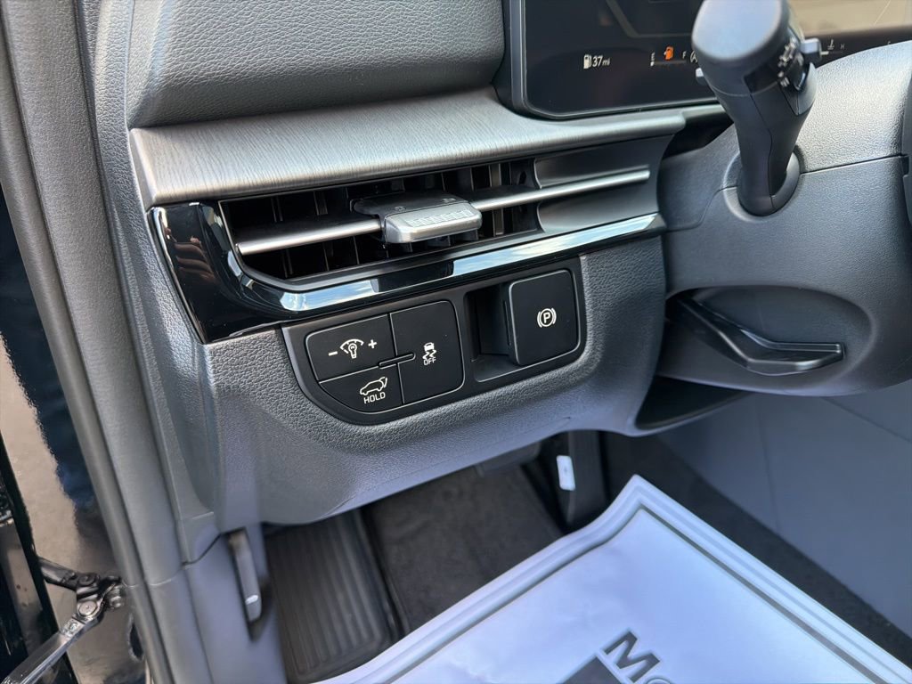 New 2026 Kia Sportage X-Line w/ X-Line Technology Package image 30