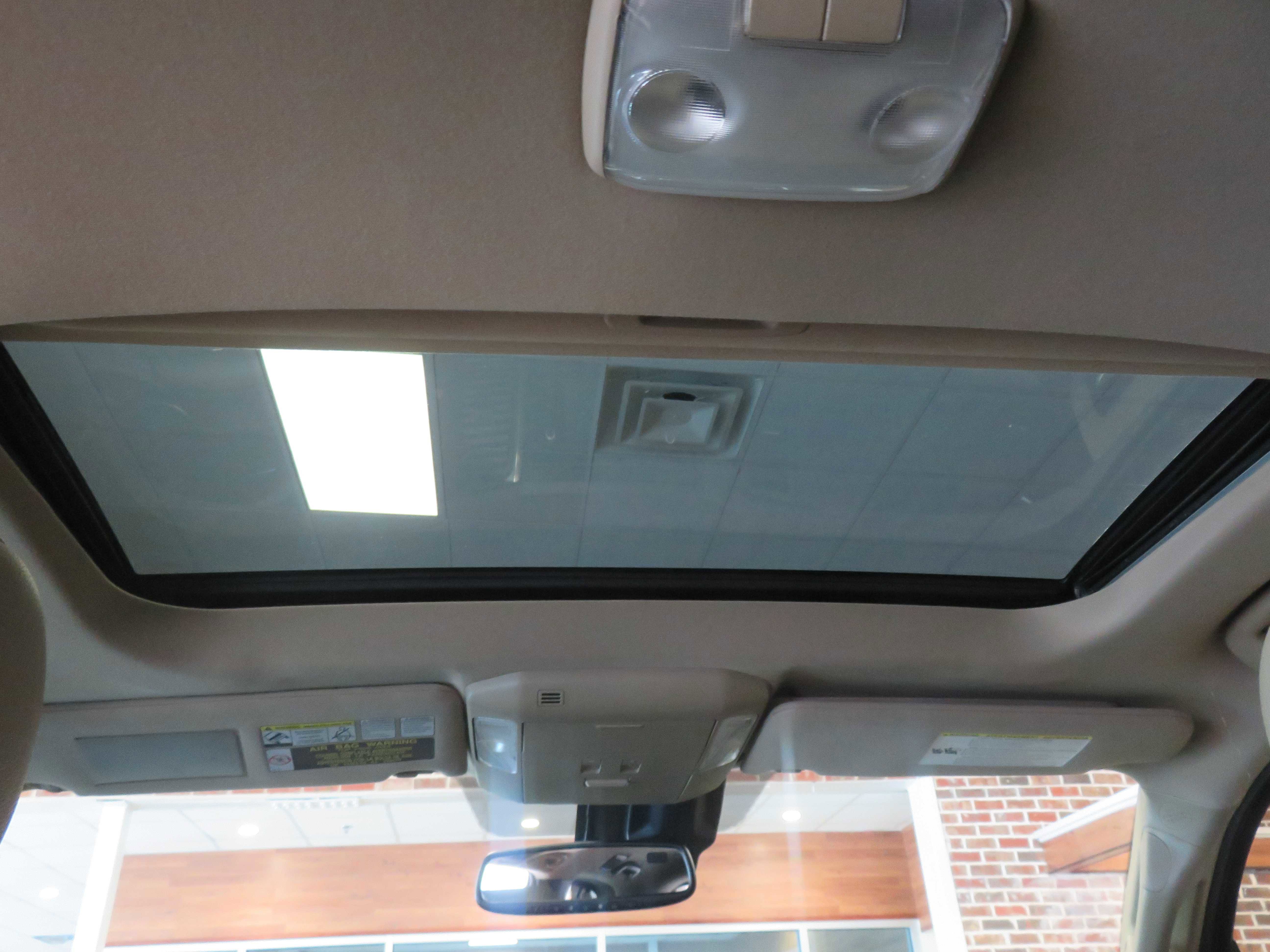 Used 2019 Toyota Sequoia Limited w/ Safety & Convenience Package RWD image 60