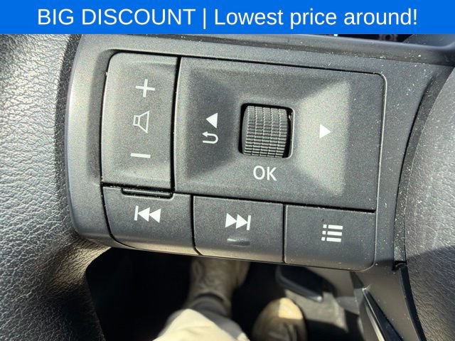 Used 2023 Nissan Rogue S FWD image 34