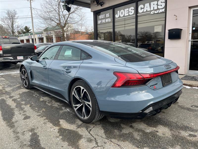 Used 2023 Audi e-tron GT Premium Plus w/ Performance Package image 2