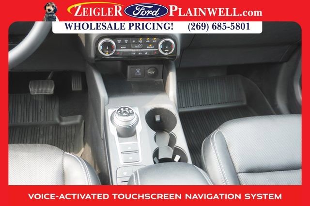 Used 2022 Ford Escape SEL image 16