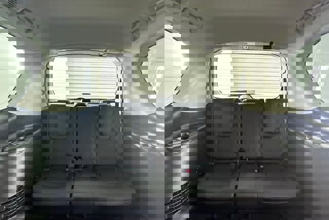 Used 2017 Nissan Armada SL w/ Moonroof Package image 26