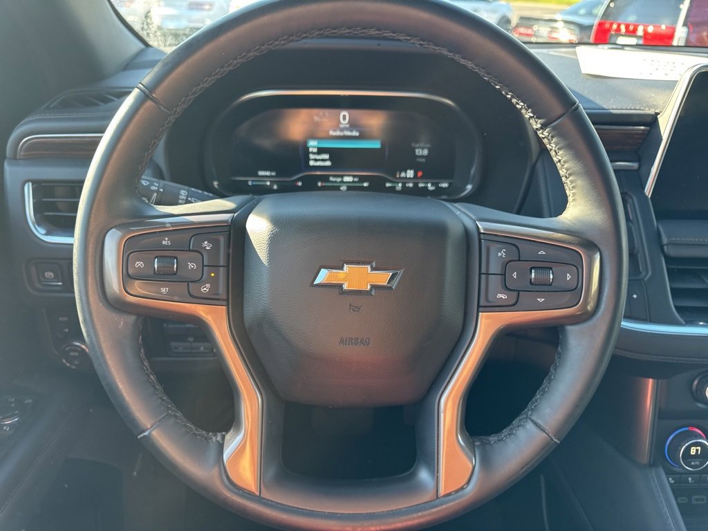 Used 2024 Chevrolet Suburban High Country image 23