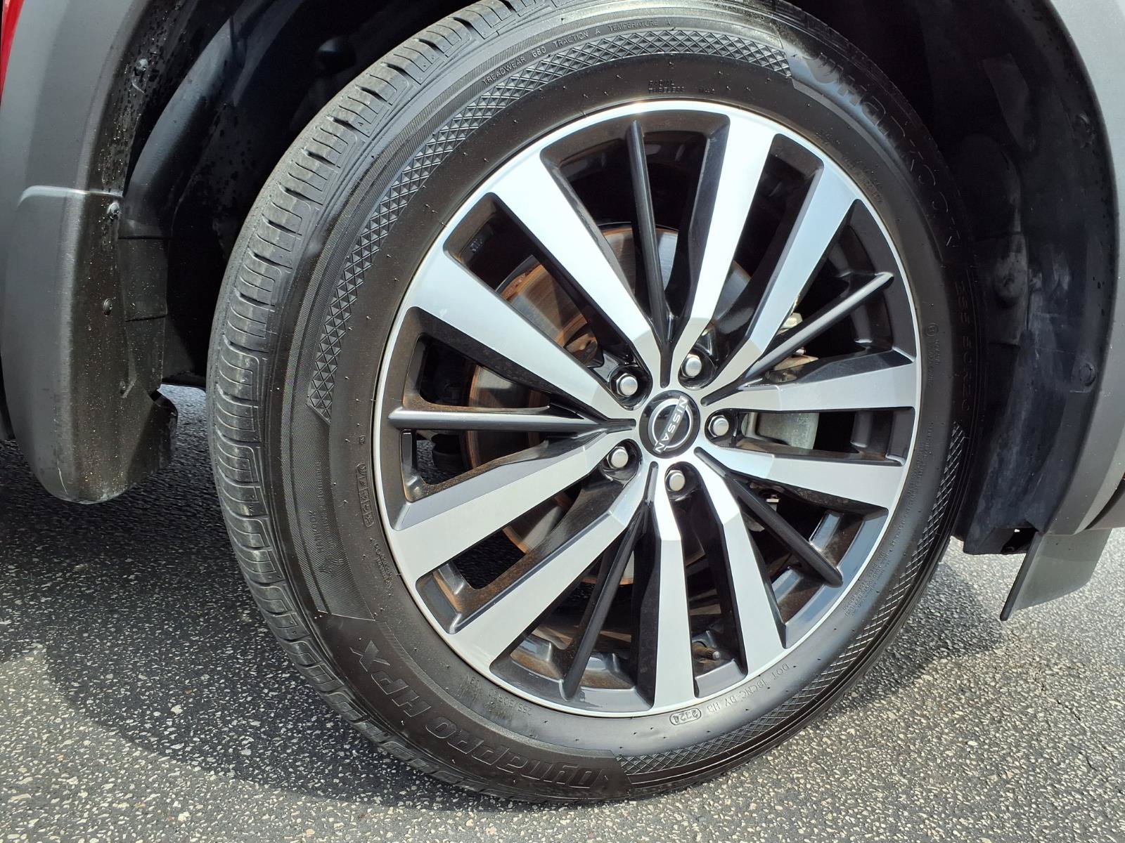 Used 2024 Nissan Pathfinder Platinum AWD/4WD image 37