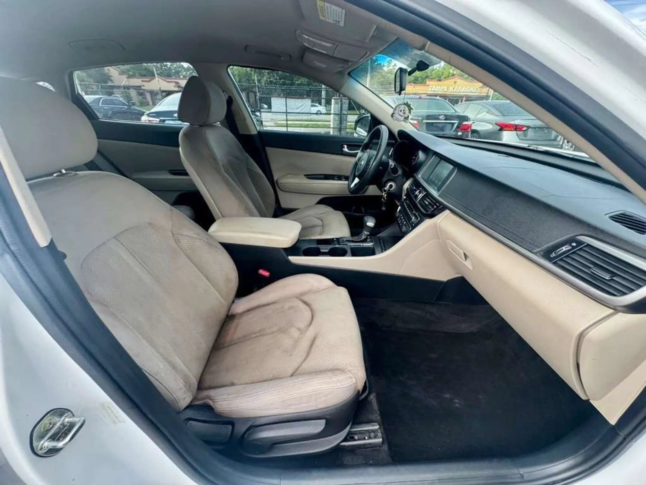 Used 2018 Kia Optima LX w/ 17" Alloy Wheels Package FWD image 22