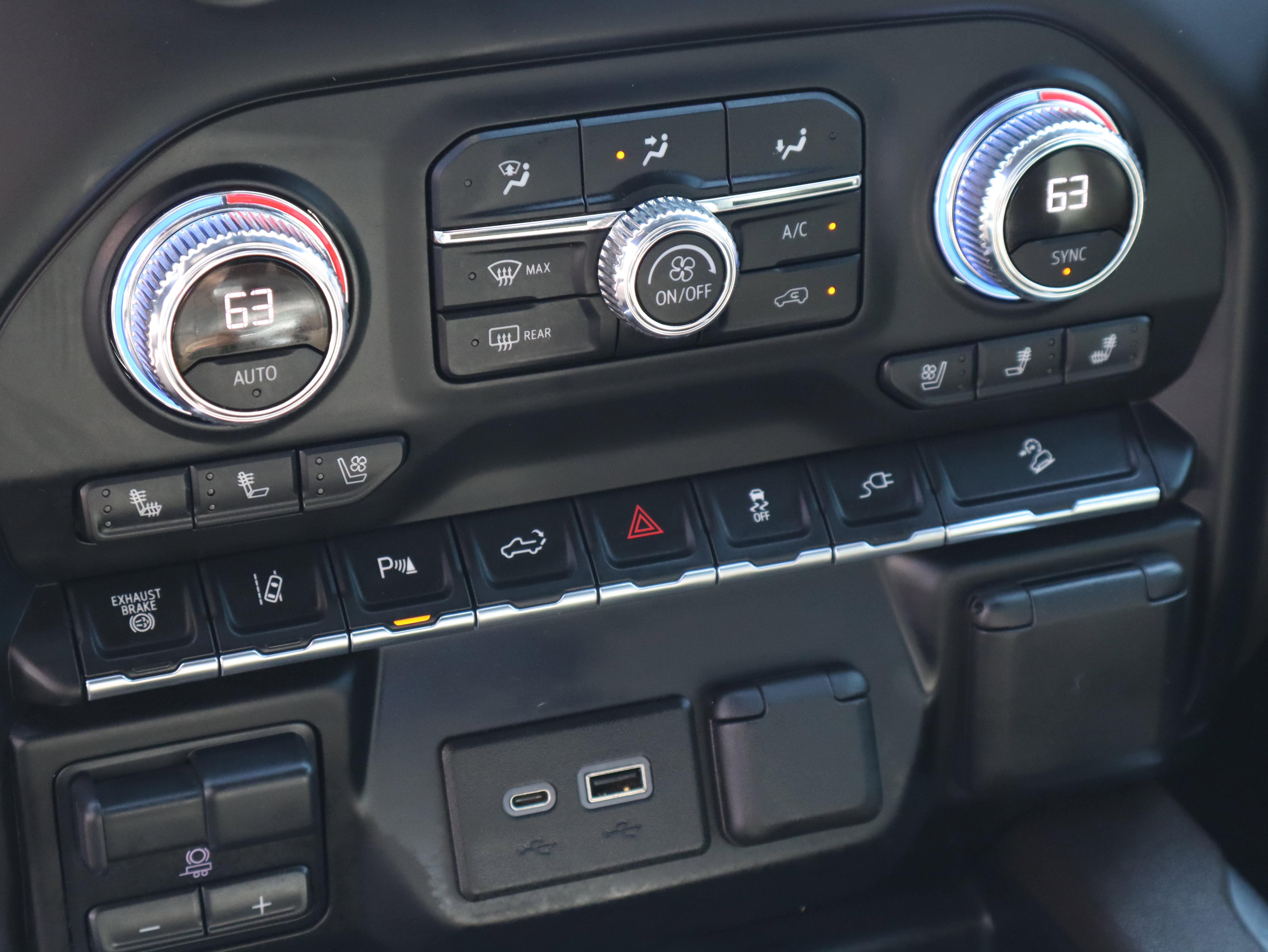 Used 2021 GMC Sierra 2500 Denali w/ Denali Ultimate Package image 31