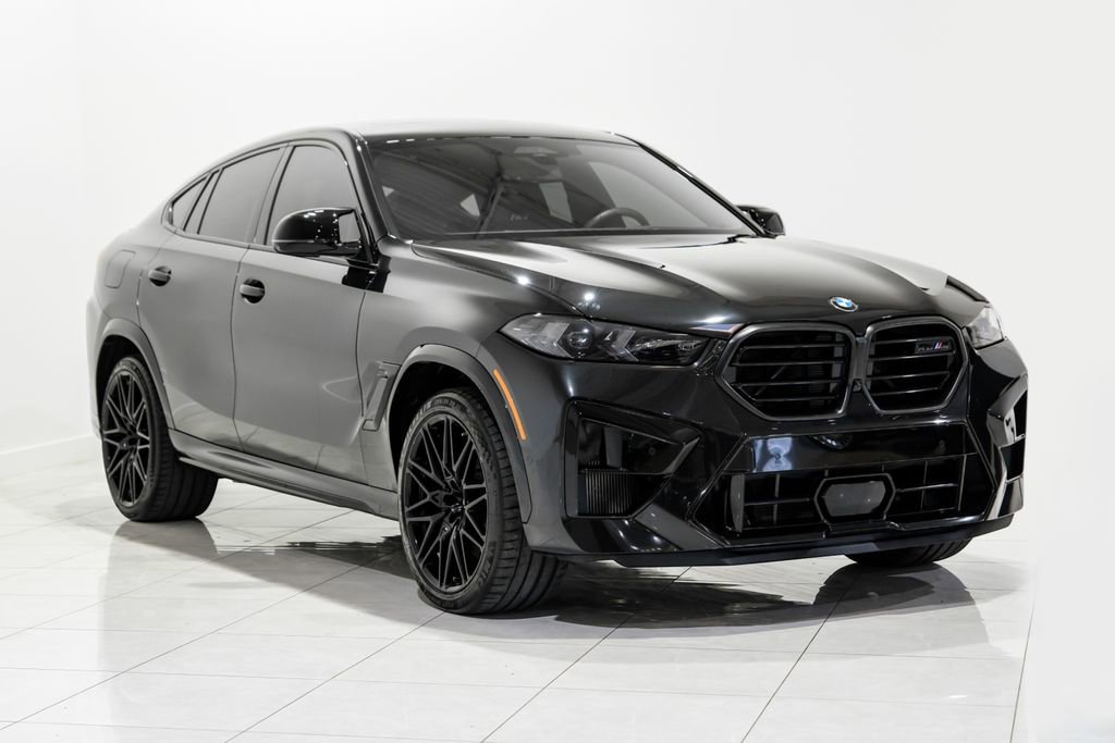 Used 2025 BMW X6 M Competition w/ Executive Package image 3