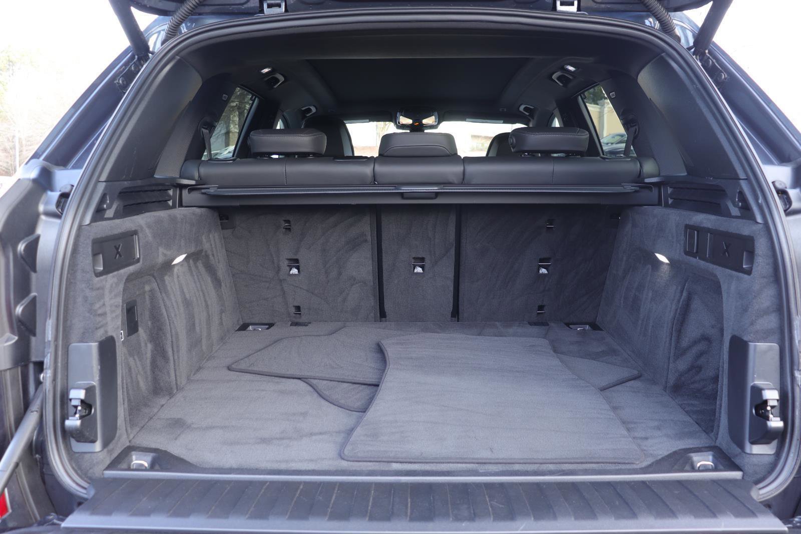 Used 2022 BMW X5 M50i w/ Executive Package image 16