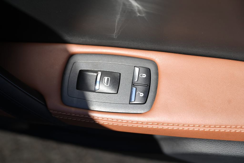 Used 2015 Maserati Ghibli S Q4 AWD/4WD image 38