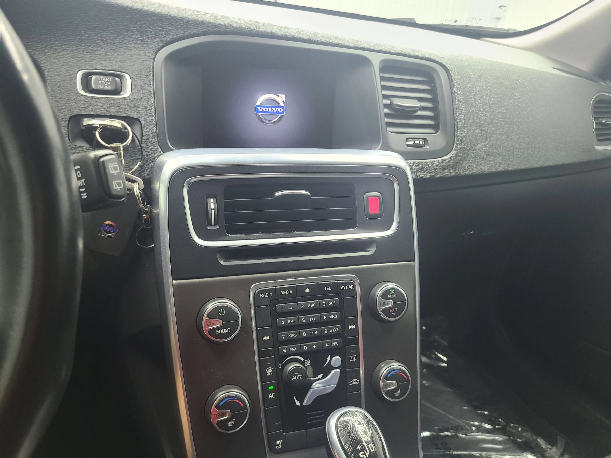 Used 2015 Volvo V60 T5 Premier AWD/4WD image 25