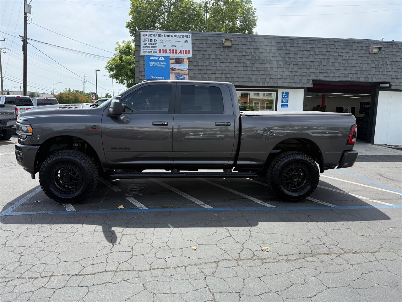 Used 2024 RAM 2500 Laramie w/ Night Edition AWD/4WD image 8