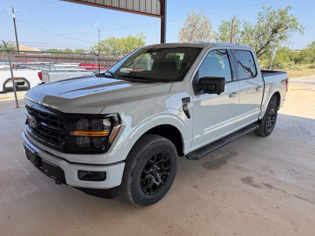 New 2026 Ford F150 XLT w/ Equipment Group 302A MID AWD/4WD image 3