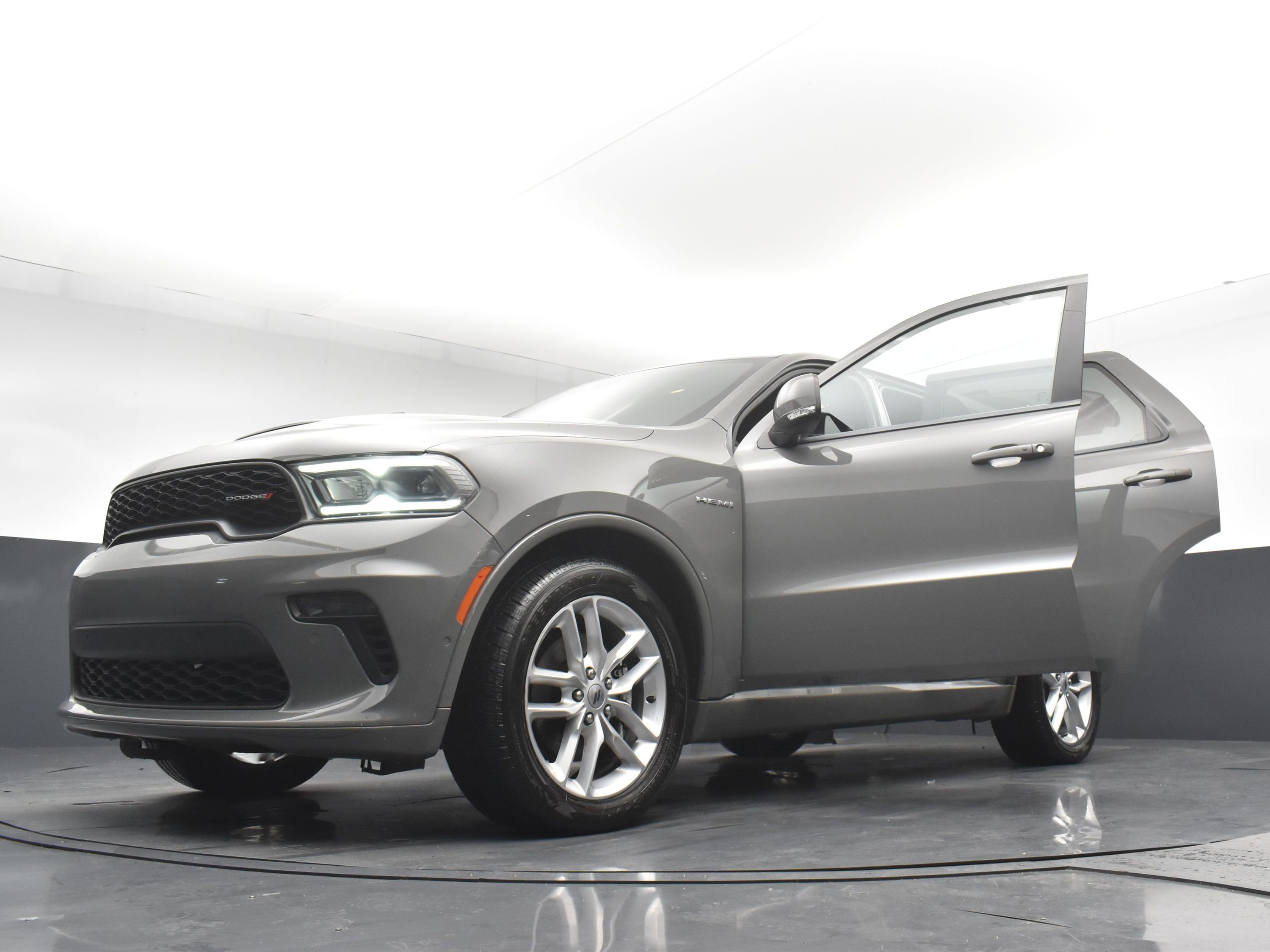 Used 2022 Dodge Durango R/T image 33