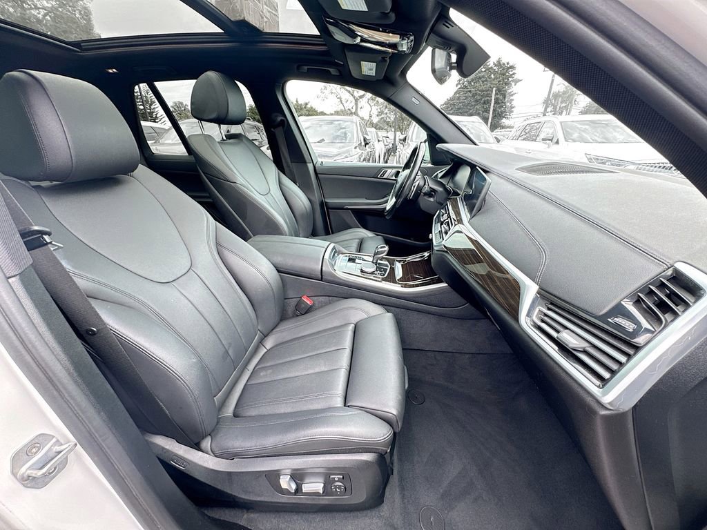 Used 2019 BMW X5 xDrive40i w/ Convenience Package image 30