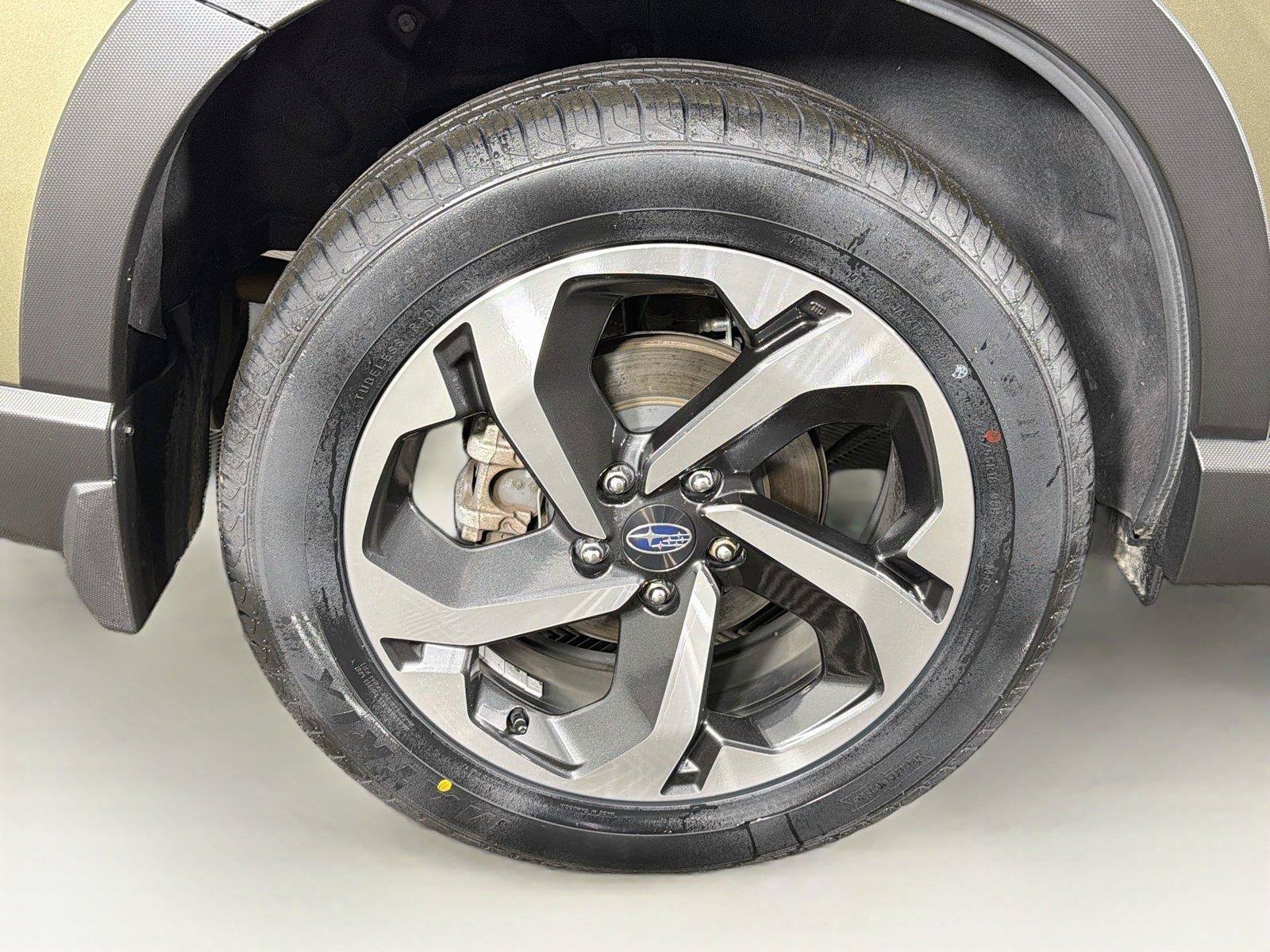 Used 2024 Subaru Forester Touring AWD/4WD image 35