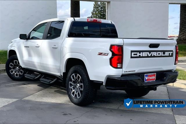 New 2025 Chevrolet Colorado Z71 w/ LPO, Tailgate Decal Package image 3
