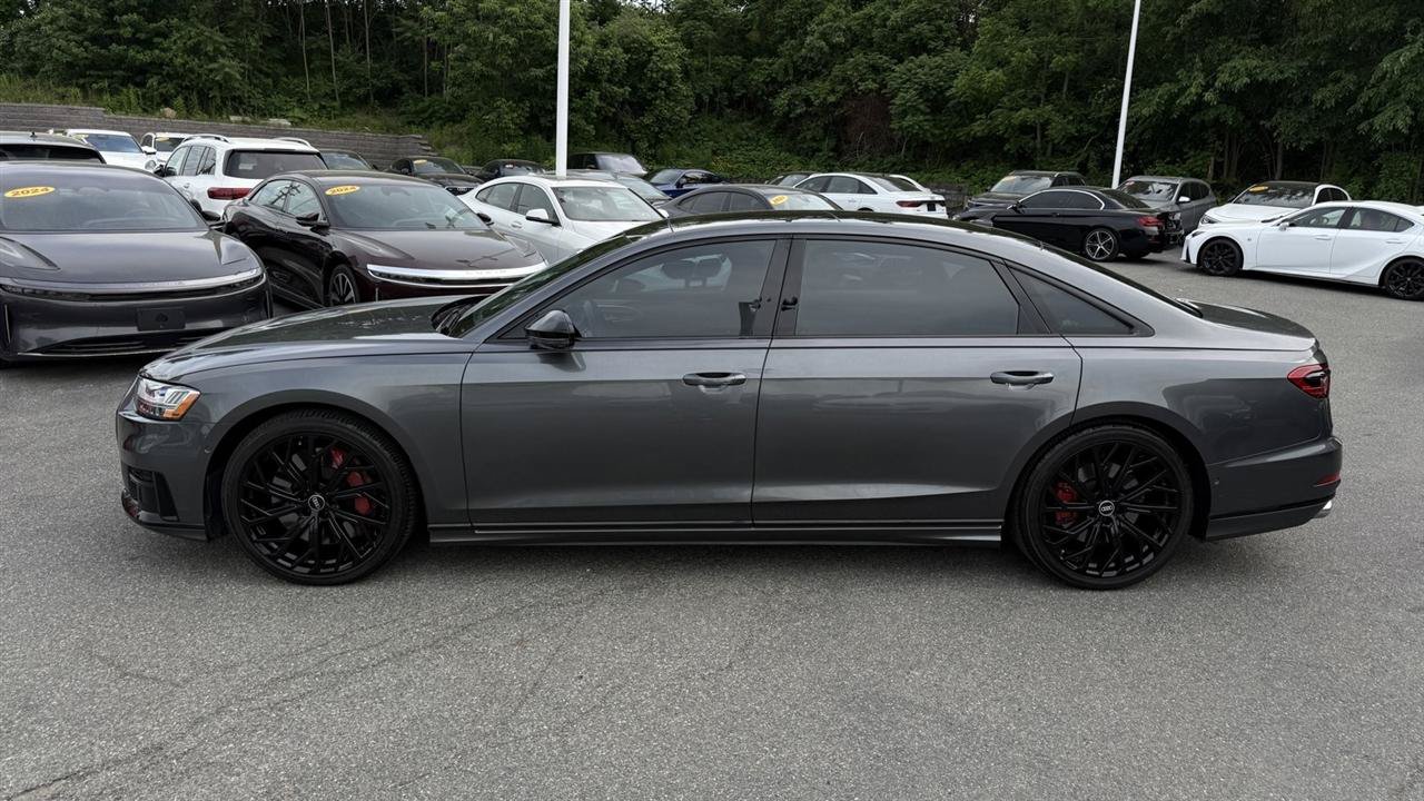 Used 2021 Audi S8 L AWD/4WD image 12
