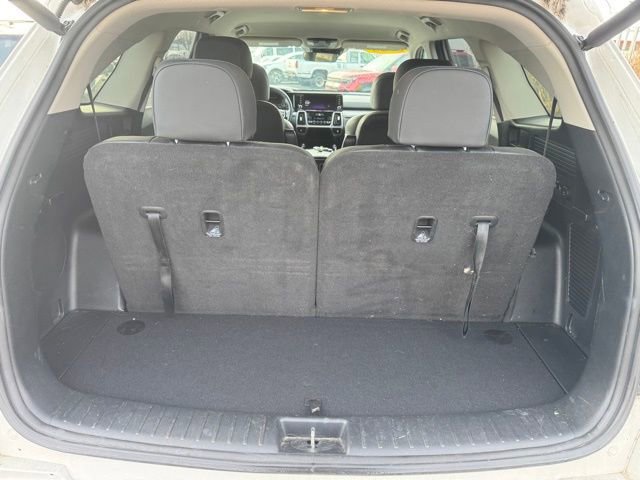 Used 2023 Kia Sorento EX image 18
