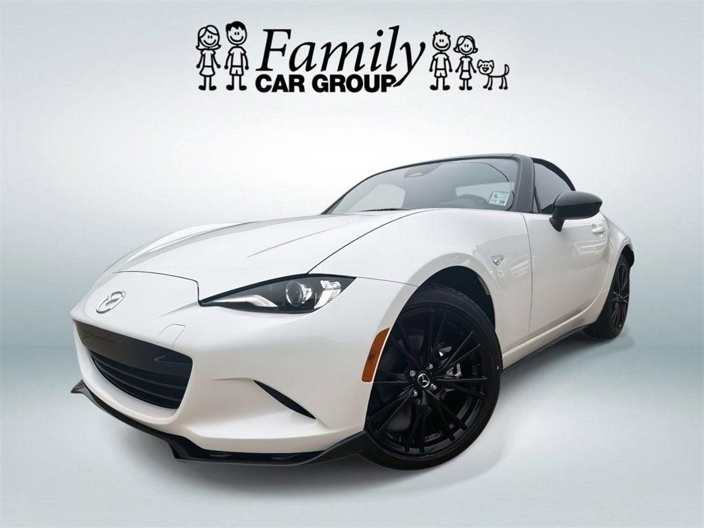 New 2025 MAZDA MX-5 Miata Club image 2