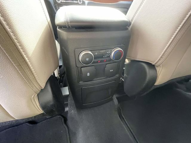 Used 2024 Ford Explorer Limited image 13