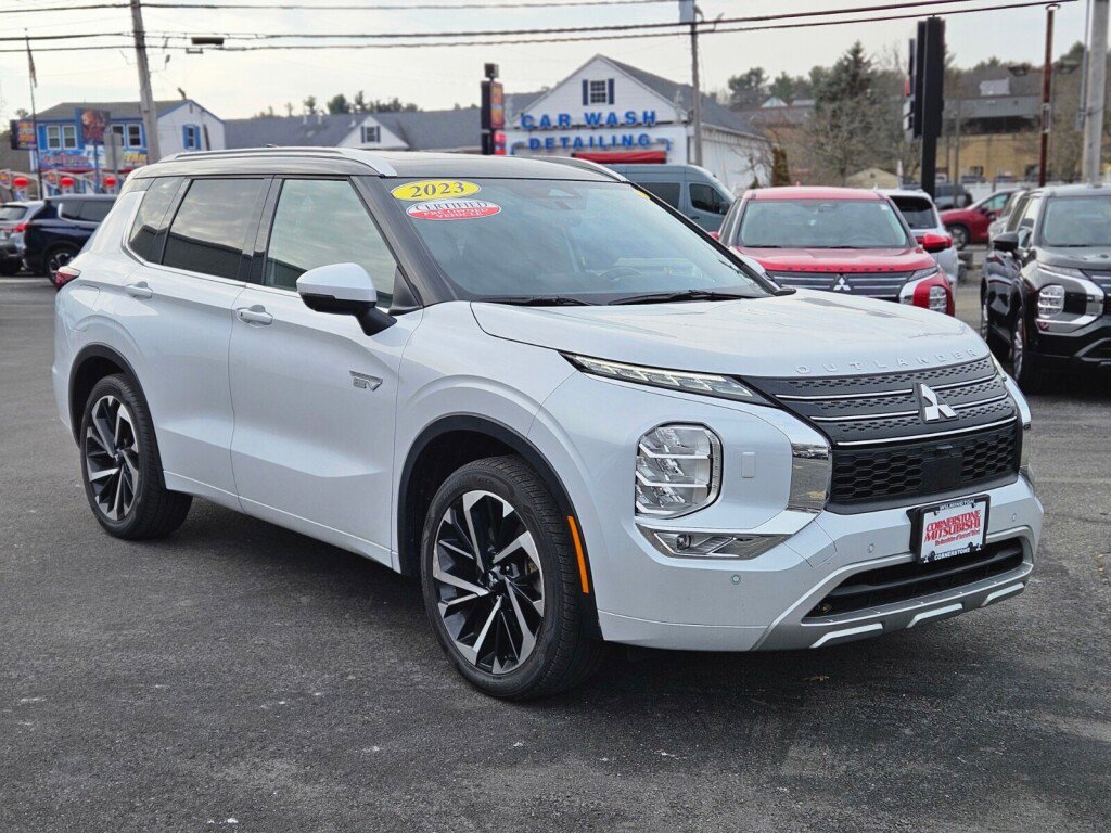 Used 2023 Mitsubishi Outlander SEL image 7