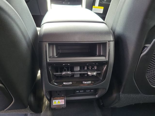 New 2026 Jeep Grand Cherokee Altitude RWD image 12