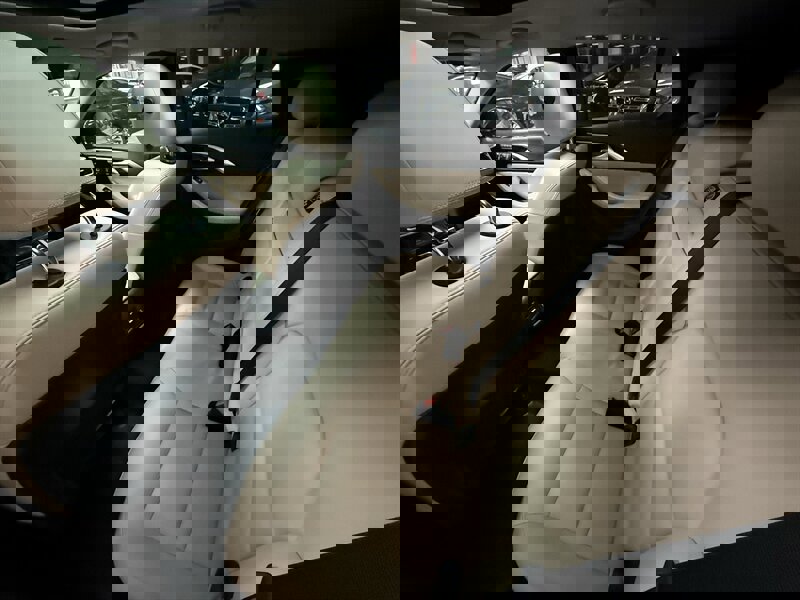 Used 2019 INFINITI QX30 w/ Cargo Package image 17